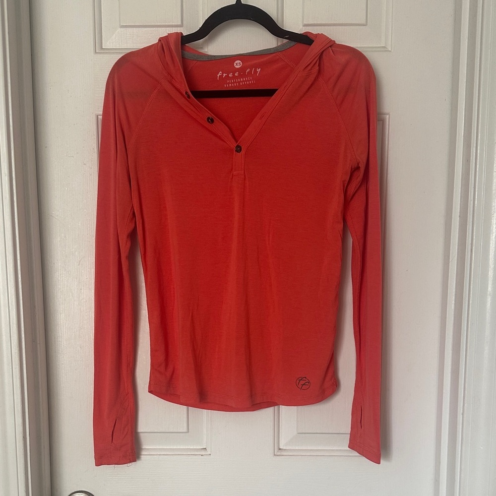 Free fly women’s lightweight hoodie XS peach
